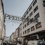 Boutique Hotel *
